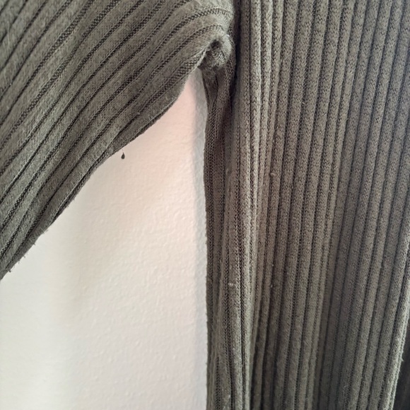 Anthropologie Akemi + Kin Olive Green Ribbed Long Cardigan Size Small Pockets - Picture 5 of 5